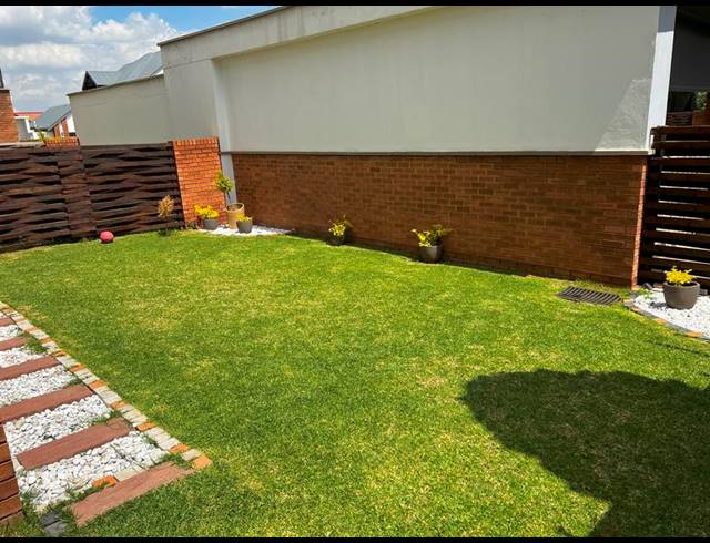 3 BEDROOM PROPERTY TO RENT IN EQUESTRIA